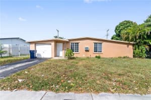 7251 NW 169th St, Hialeah, FL 33015, Sold 03/28/23