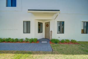 10841 SW 233rd St, Princeton, FL 33032, Sold 02/28/23