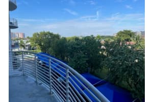 1789 Miami Gardens Dr, Miami, FL 33179, Sold 02/28/23
