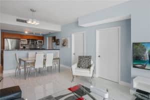 Vizcayne, 253 NE 2nd St APT 2501, Miami, FL 33132, Sold 06/09/23