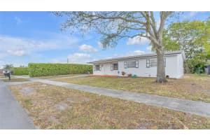 17821 NW 79th Pl, Hialeah, FL 33015, Sold 03/03/23
