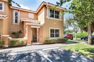 8544 NW 140th Terrace APT 1006, Miami Lakes, FL 33016, Sold 03/27/23