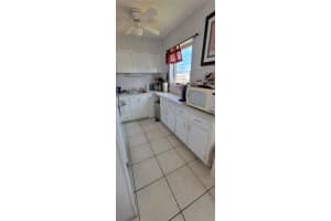 1030 SW 11th St #11m, Hallandale Beach, FL 33009, Sold 03/06/23