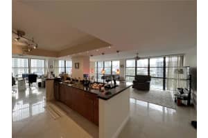 800 Parkview Dr APT 820, Hallandale Beach, FL 33009, Sold 07/13/23