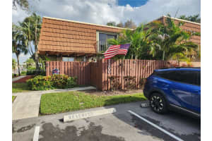 1200 SW 118th Terrace, Davie, FL 33325, Sold 03/14/23