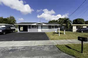 3171 Nw 16th St
