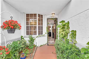 761 SW 148th Ave APT 908, Davie, FL 33325, Sold 04/03/23