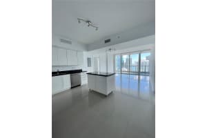 92 SW 3rd St APT 4111, Miami, FL 33130, Sold 03/02/23