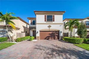 8757 NW 100th Pl, Medley, FL 33178, Sold 04/06/23