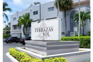 2690 W 76th St APT 201, Hialeah, FL 33016, Sold 05/01/23