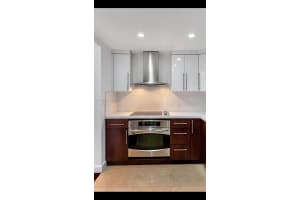 ELDORADO TOWERS, 3675 N Country Club Dr APT 510, Aventura, FL 33180, Sold 04/27/23