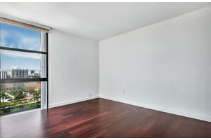 ELDORADO TOWERS, 3675 N Country Club Dr APT 510, Aventura, FL 33180, Sold 04/27/23