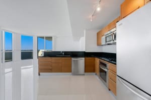Vizcayne, 244 Biscayne Blvd APT 4003, Miami, FL 33132, Sold 06/07/23