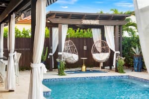 17380 SW 154th Pl, Miami, FL 33187, Sold 03/15/23