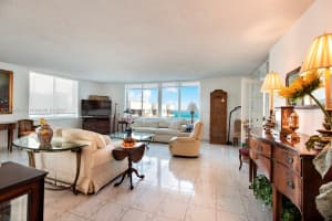 5401 Collins Ave APT 619, Miami Beach, FL 33140, Sold 03/27/23