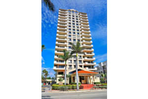 6422 Collins Ave PH 1, Miami Beach, FL 33141, Sold 05/19/23