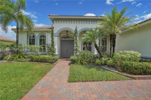 4784 Hibbs Grove Way, Cooper City, FL 33330, Sold 04/17/23