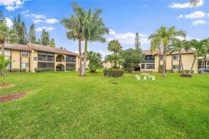 316 Pine Ridge Cir a 2, Greenacres, FL 33463, Sold 04/17/23