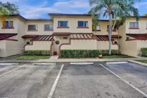 8830 NW 48th St, Sunrise, FL 33351, Sold 03/24/23