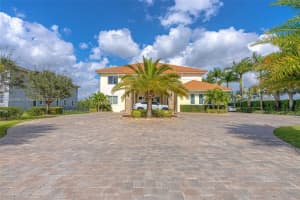 Home for sale in Davie Florida 