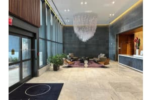88 SW 7th St Apt 1807, Miami, FL 33130, Sold 09/29/23
