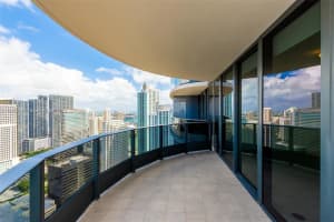 1000 Brickell Plaza, Miami, FL 33131, Sold 04/06/23