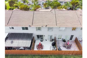 5733 NW 112th Pl, Doral, FL 33178, Sold 04/28/23