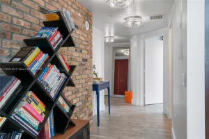 41 SE 5th St APT 1302, Miami, FL 33131, Sold 04/14/23