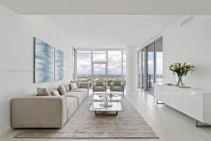 851 NE 1st Ave #4502, Miami, FL 33132, Sold 03/16/23