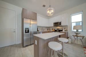 405 NE 35th Ct Unit 5, Oakland Park, FL 33334, Sold 05/01/23