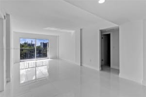 14250 SW 62nd St APT 423, Miami, FL 33183, Sold 05/08/23