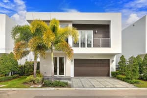 9735 NW 74th Terrace, Doral, FL 33178, Sold 03/30/23