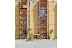 4717 NW 7th St Apt 308-10, Miami, FL 33126, Sold 01/16/24