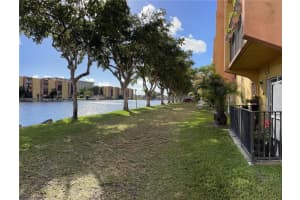 4717 NW 7th St Apt 308-10, Miami, FL 33126, Sold 01/16/24