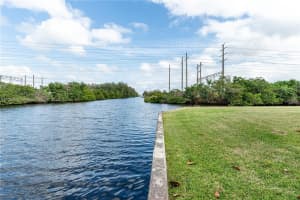 4406 SW 37th Ave, Fort Lauderdale, FL 33312, Sold 05/23/23