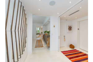 799 Crandon Blvd APT 303, Key Biscayne, FL 33149, Sold 04/19/23