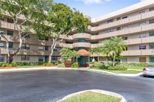 1001 Colony Point Cir APT 321, Pembroke Pines, FL 33026, Sold 03/15/23