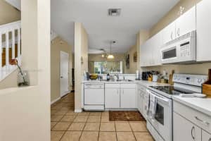 428 SW 122nd Ave #428, Pembroke Pines, FL 33025, Sold 04/20/23