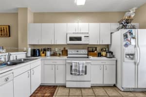 428 SW 122nd Ave #428, Pembroke Pines, FL 33025, Sold 04/20/23