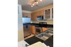 725 NE 22nd St #7b, Miami, FL 33137, Sold 09/18/23
