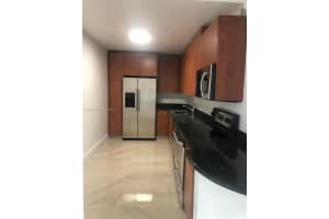 401 69th St APT 711, Miami Beach, FL 33141, Sold 04/14/23