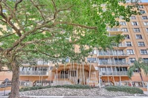 2450 NE 135th St APT 103, North Miami, FL 33181, Sold 05/22/23
