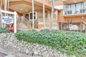 2450 NE 135th St APT 103, North Miami, FL 33181, Sold 05/22/23