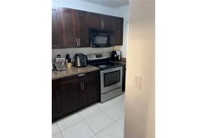 15318 SW 72nd St 15 21, Miami, FL 33193, Sold 07/31/23