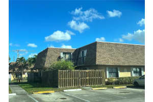 6560 W 24th Ct Apt 14-20, Hialeah, FL 33016, Sold 04/19/23