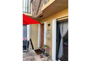 6560 W 24th Ct Apt 14-20, Hialeah, FL 33016, Sold 04/19/23