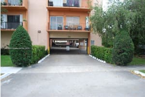 1950 W 54th St APT 415, Hialeah, FL 33012, Sold 03/24/23