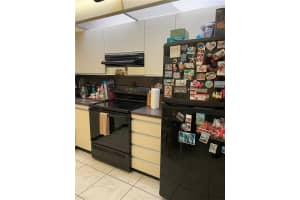 2500 Parkview Dr APT 1711, Hallandale Beach, FL 33009, Sold 09/18/23