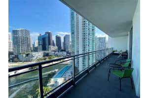 90 SW 3rd St, Miami, FL 33130, Sold 04/06/23