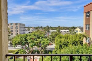 400 N Riverside Dr, Pompano Beach, FL 33062, Sold 06/05/23